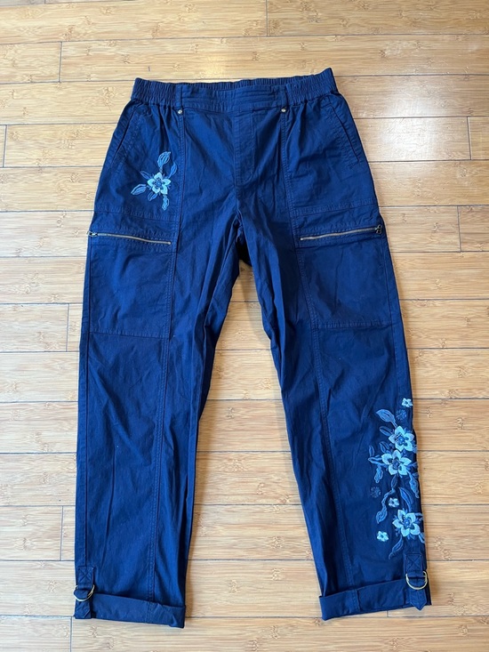 Soft Surroundings Pants - Soft Surroundings Navy Floral Embroidered Cargo Joggers